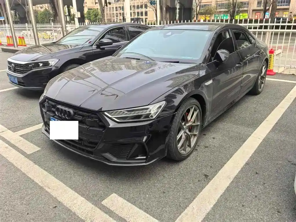 AUDI A7L