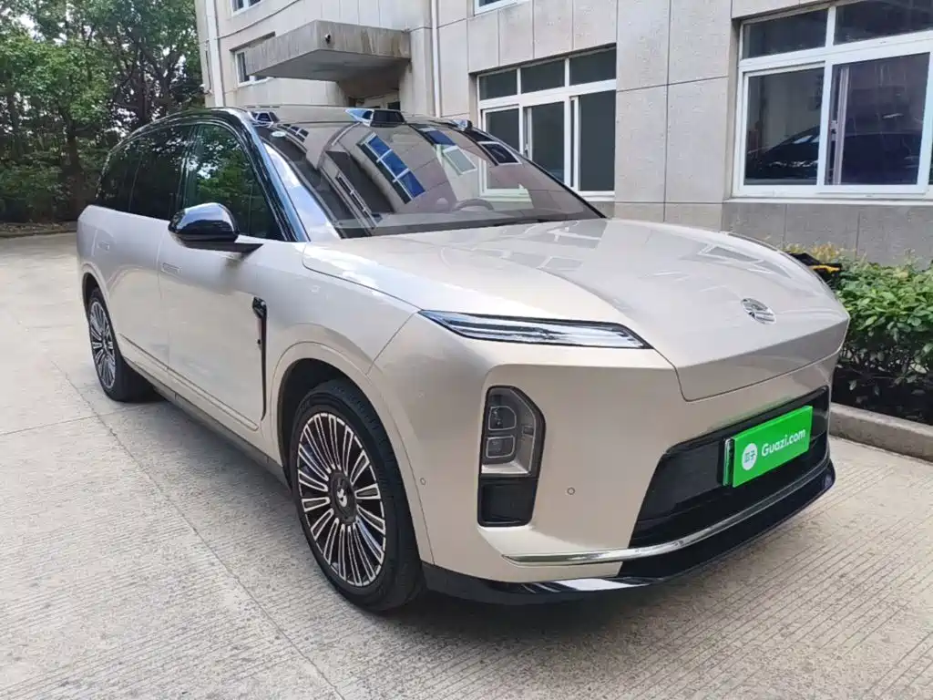 NIO ES8 — миниатюра 4