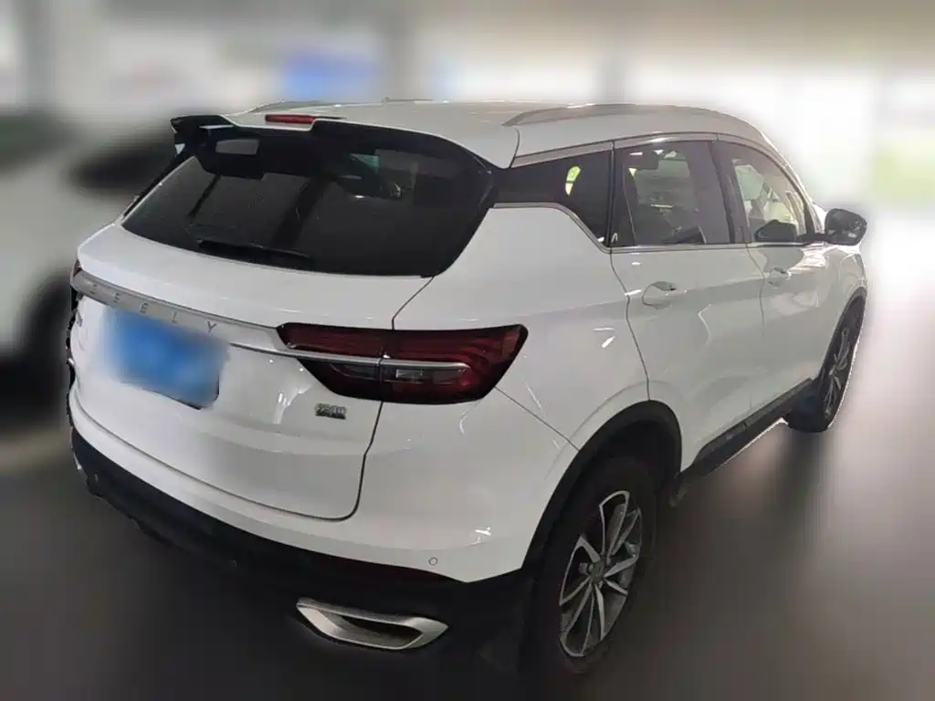 Geely Binyue — миниатюра 12