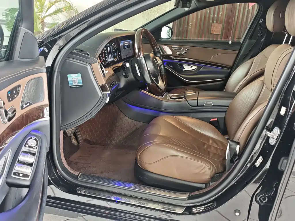 Mercedes-Benz S-Class — миниатюра 11
