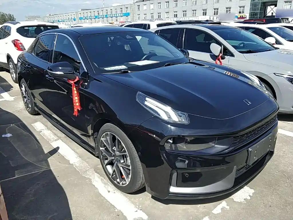 Lynk & Co 03 — миниатюра 4
