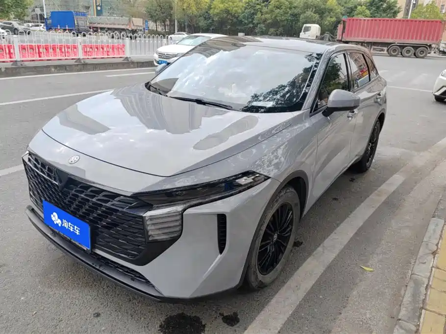 Venucia V 2022