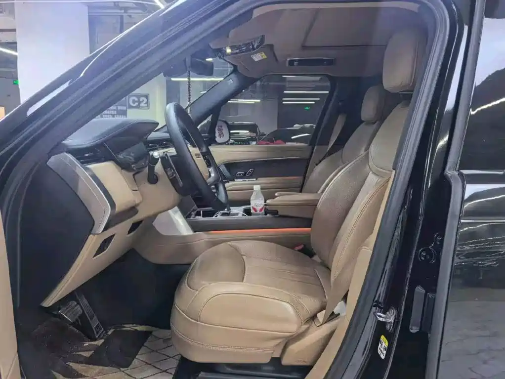 Land Rover Range Rover — миниатюра 4