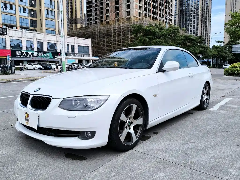 BMW 3 Series (Import) 2011