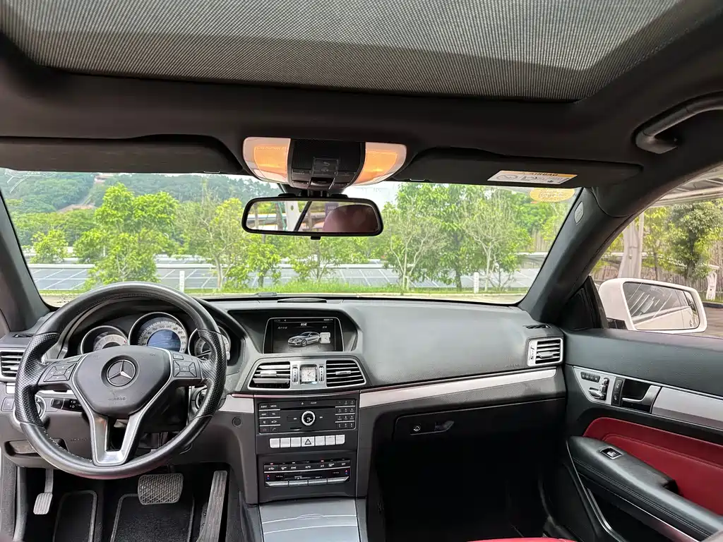 Mercedes-Benz E-Class (Import) — миниатюра 17
