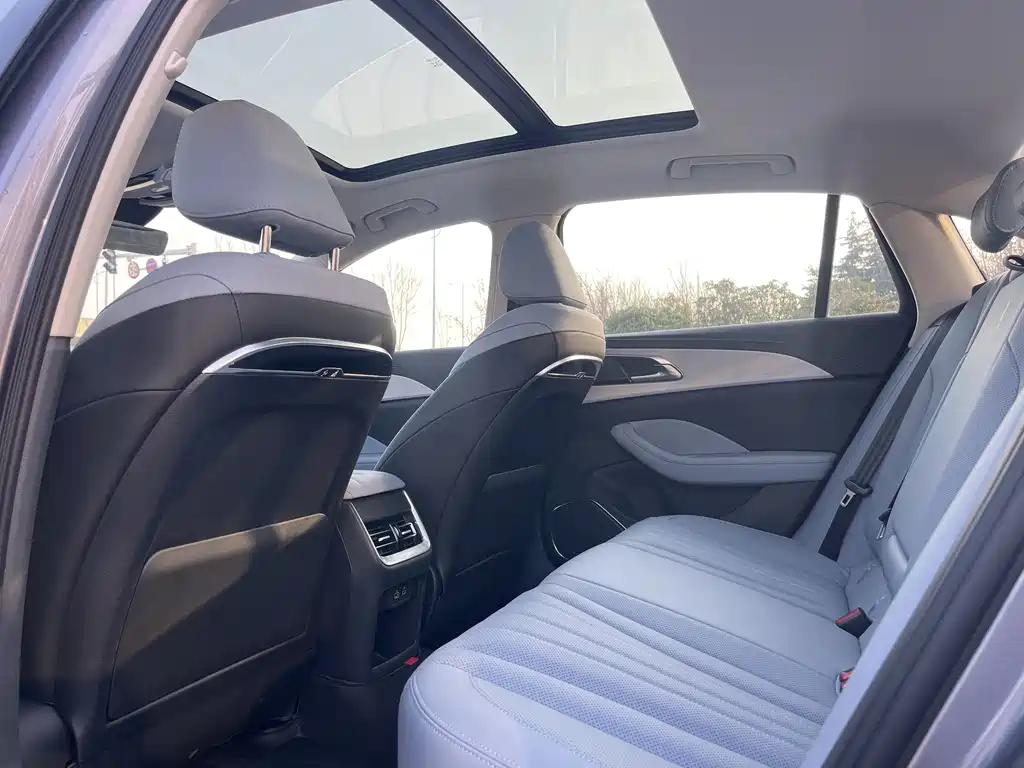 Hongqi HONGQI H5 PHEV