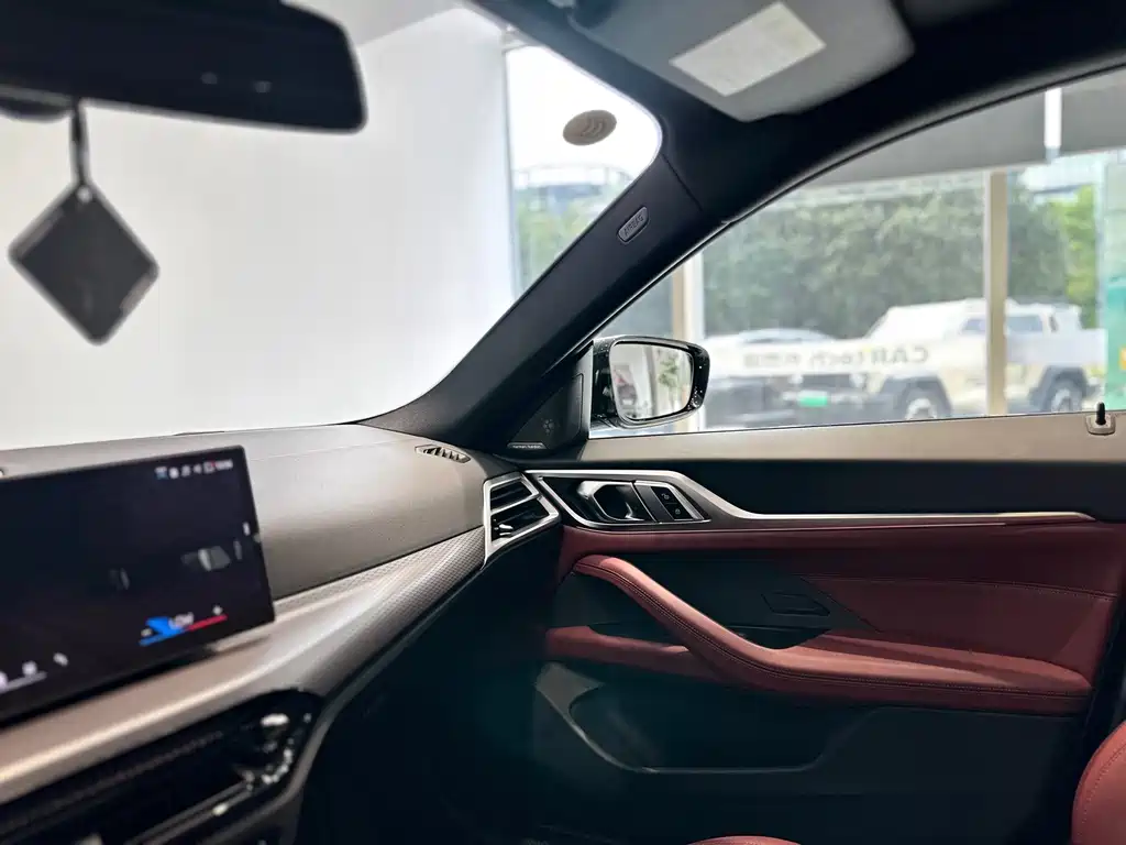 BMW 4 Series — миниатюра 9