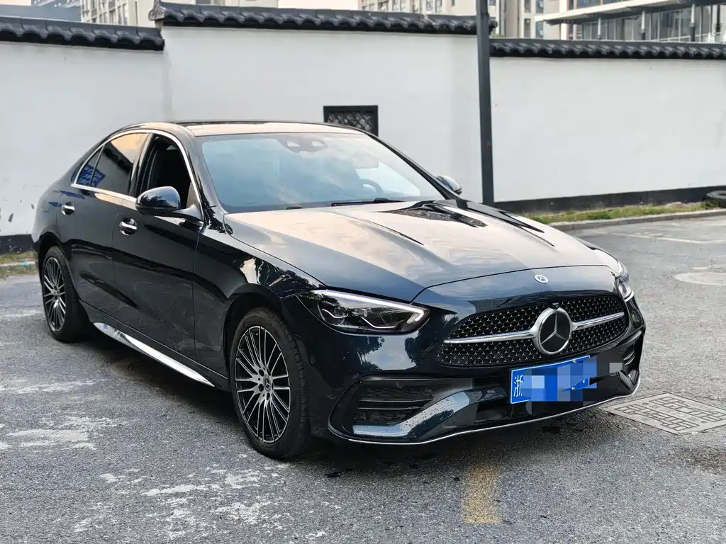 Mercedes-Benz C-Class — миниатюра 8