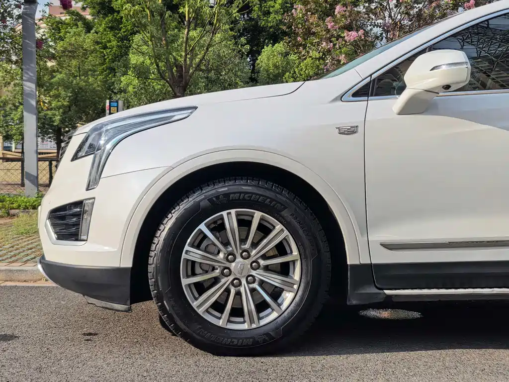 Cadillac XT5 — миниатюра 13