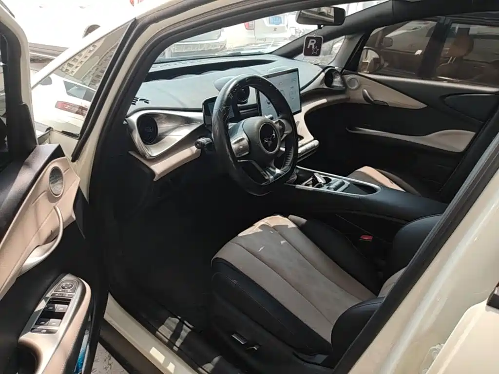 BYD Dolphin — миниатюра 16