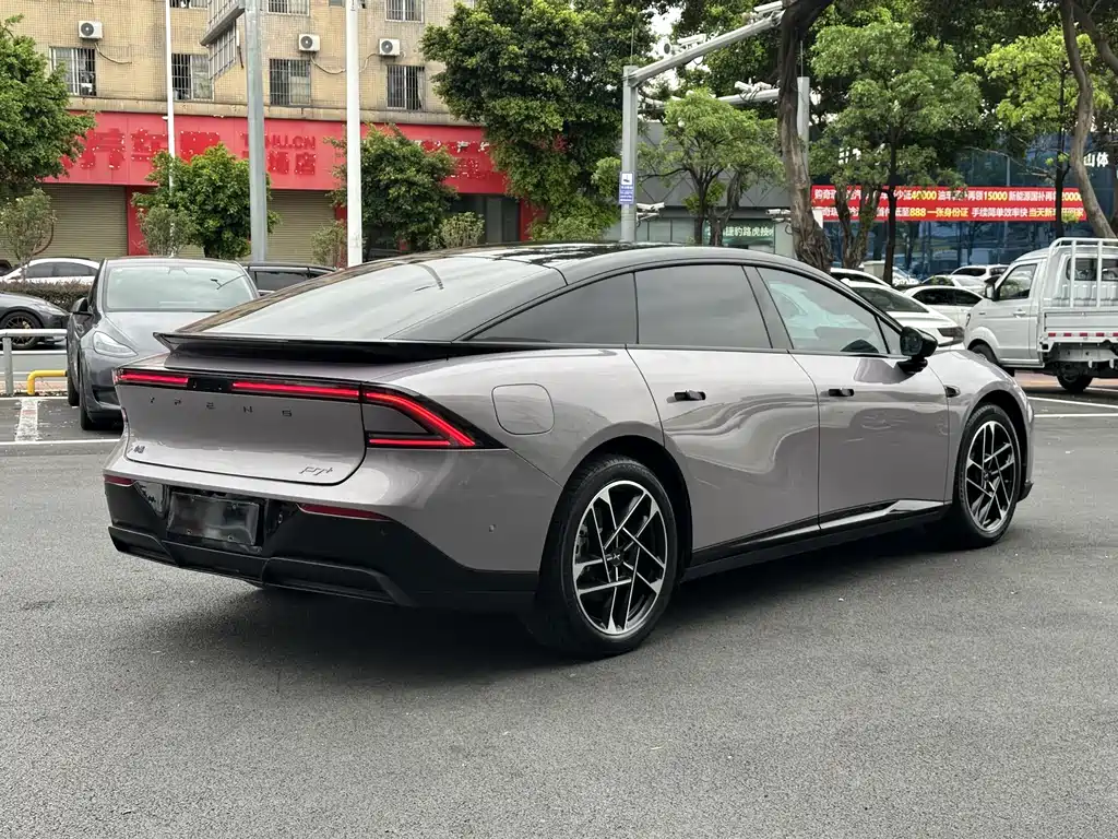 Xpeng P7 + 2024 Max