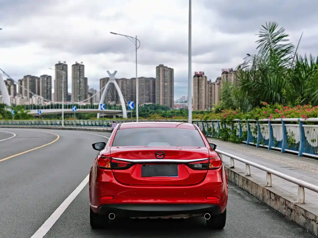 Mazda Atenza — миниатюра 5