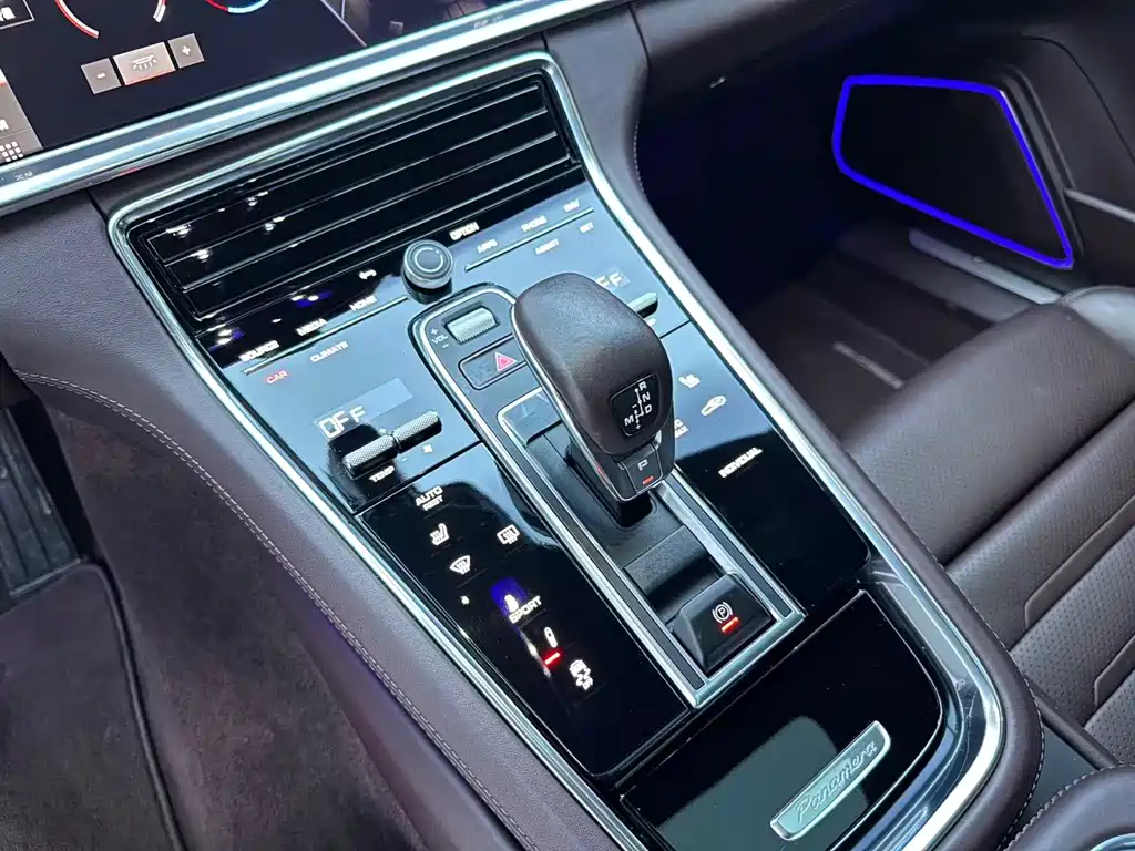 Porsche Panamera — миниатюра 7