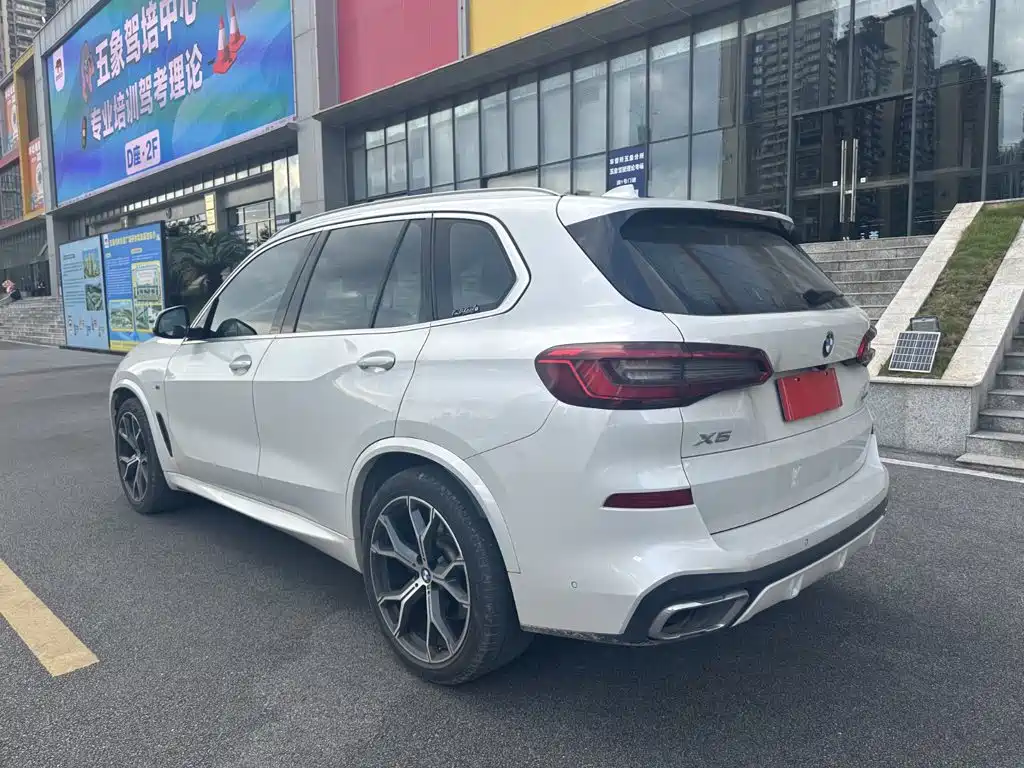 BMW X5 (Import) — миниатюра 4