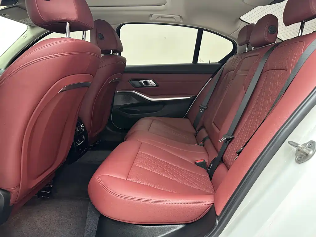 BMW 3 Series — миниатюра 20