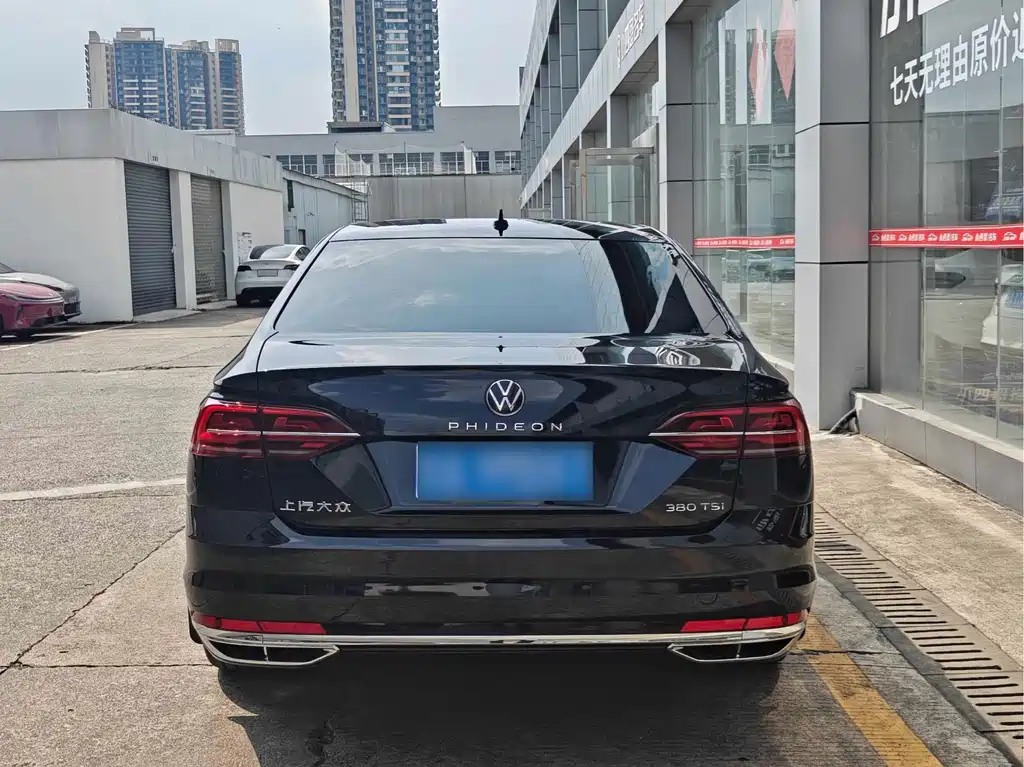 Volkswagen Phideon — миниатюра 4