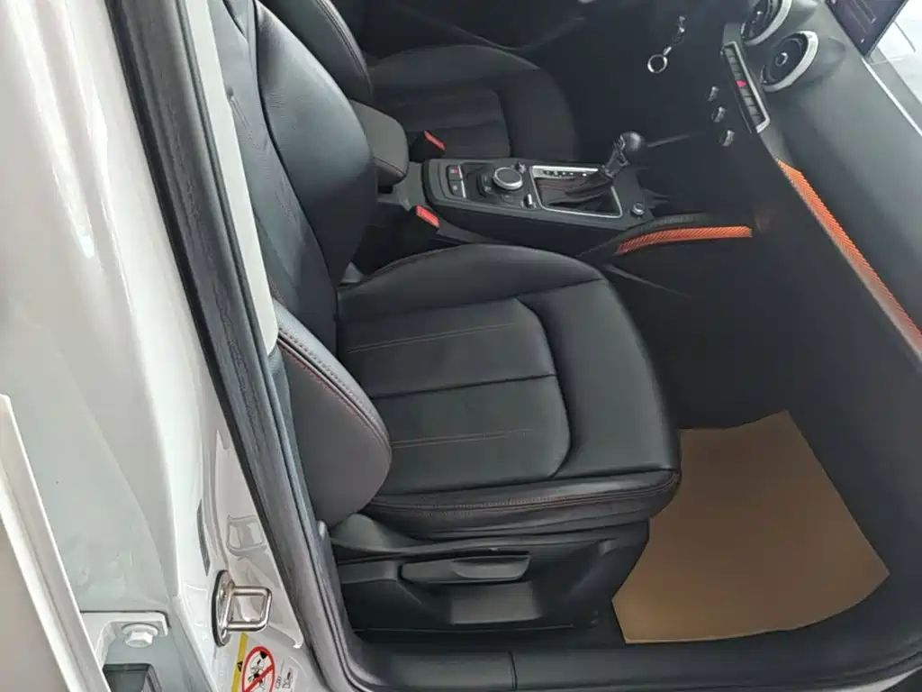 Audi Q2L — миниатюра 25