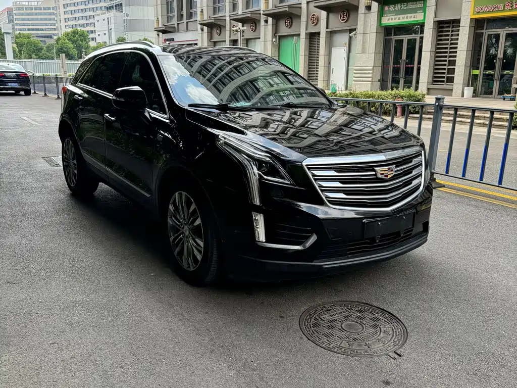Cadillac XT5 — миниатюра 3