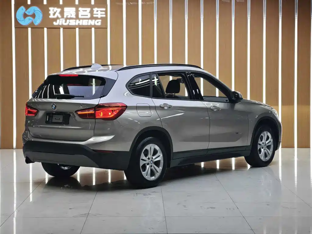 BMW X1 — миниатюра 19
