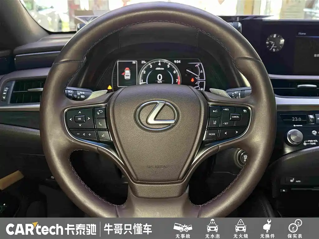 Lexus ES — миниатюра 23