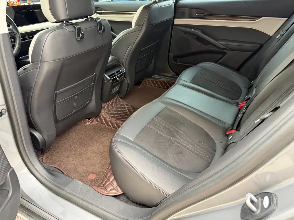 Ford Mondeo — миниатюра 15