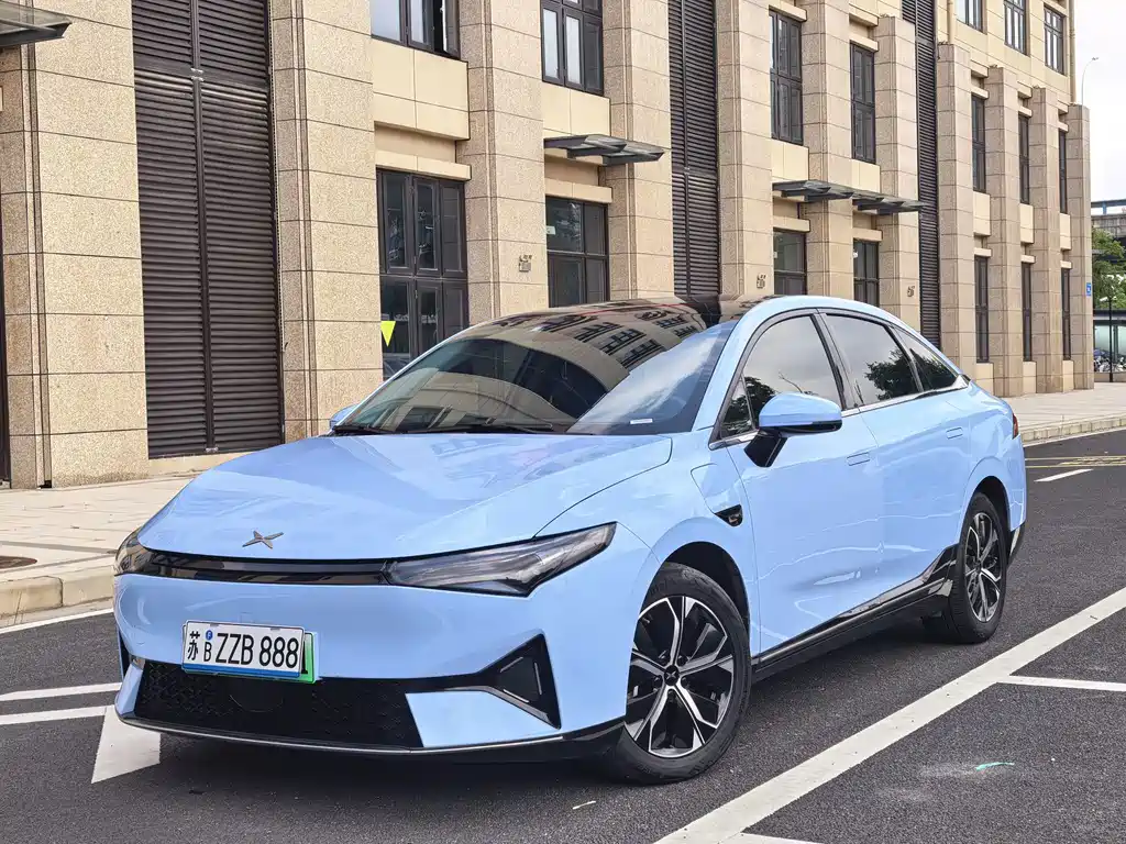 XPeng P5