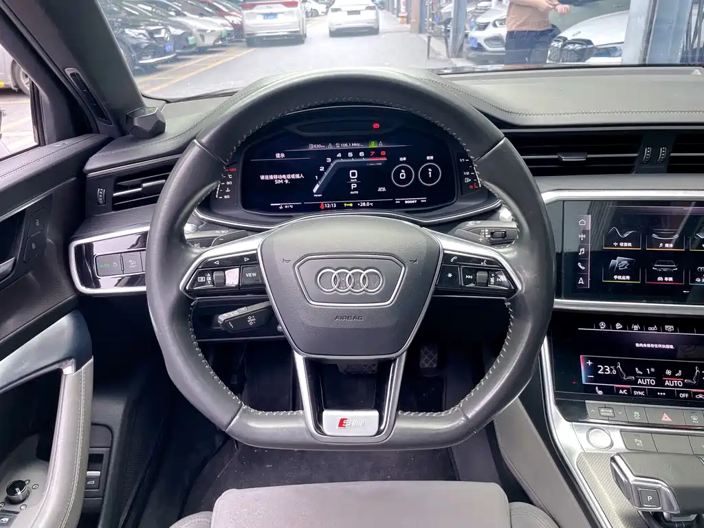 Audi A6L — миниатюра 12