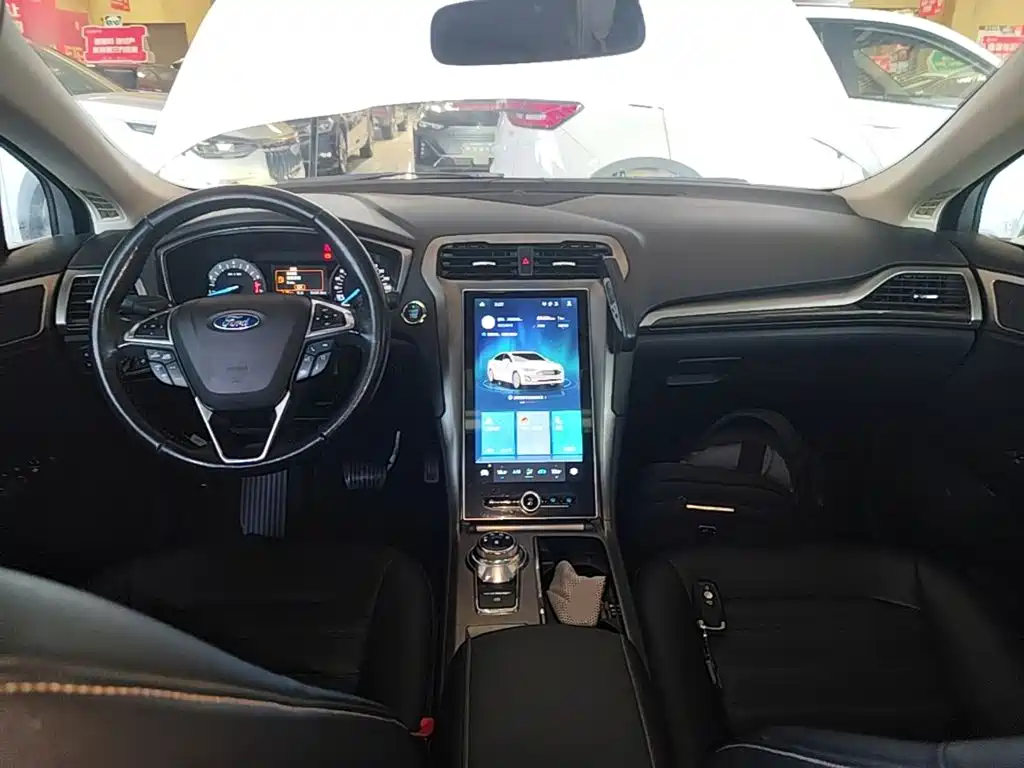 Ford Mondeo — миниатюра 10