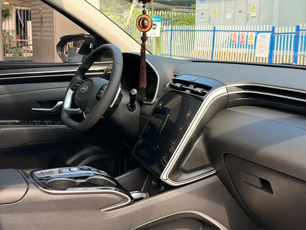 Hyundai Tucson — миниатюра 13