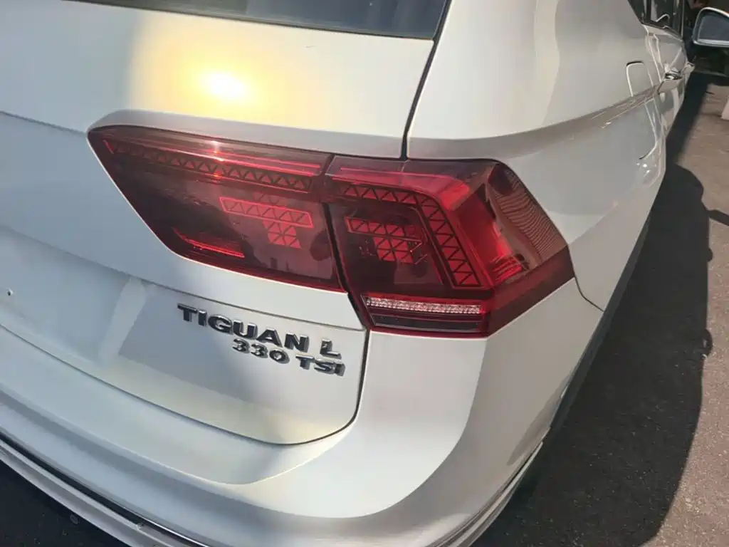Volkswagen Tiguan L — миниатюра 8