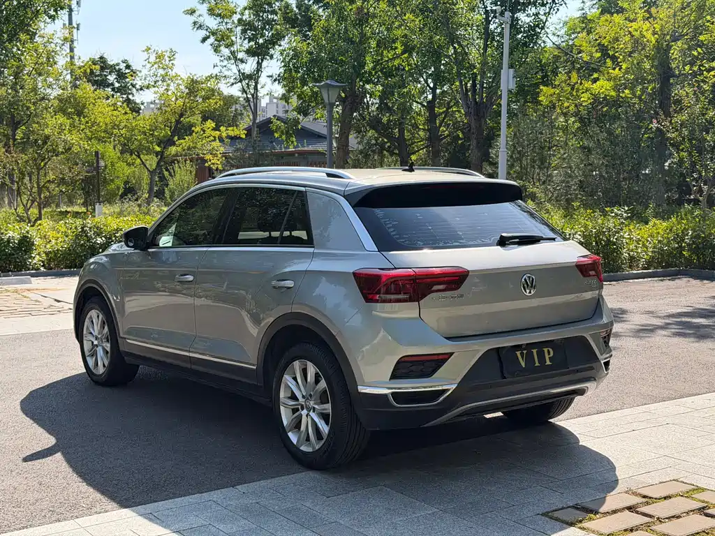 Volkswagen T-Roc — миниатюра 7