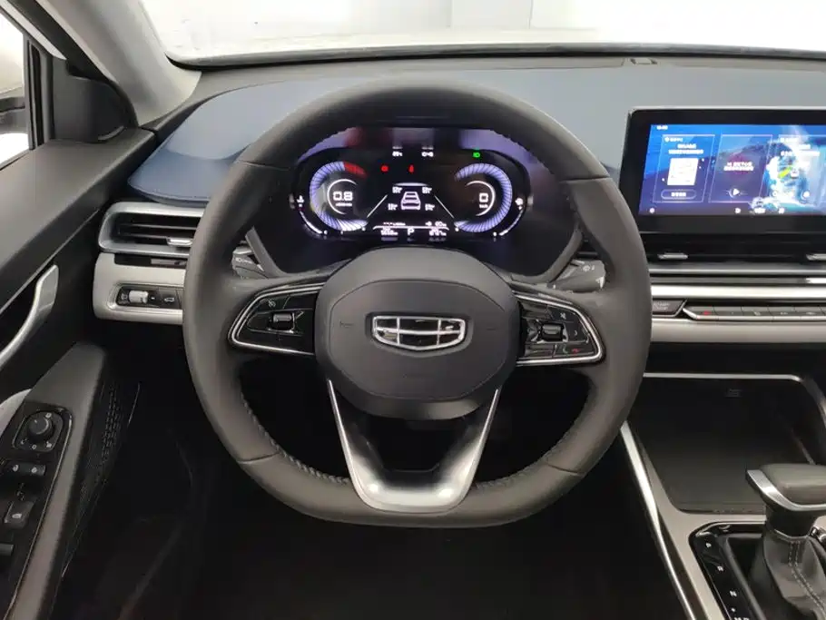 Geely Emgrand — миниатюра 15