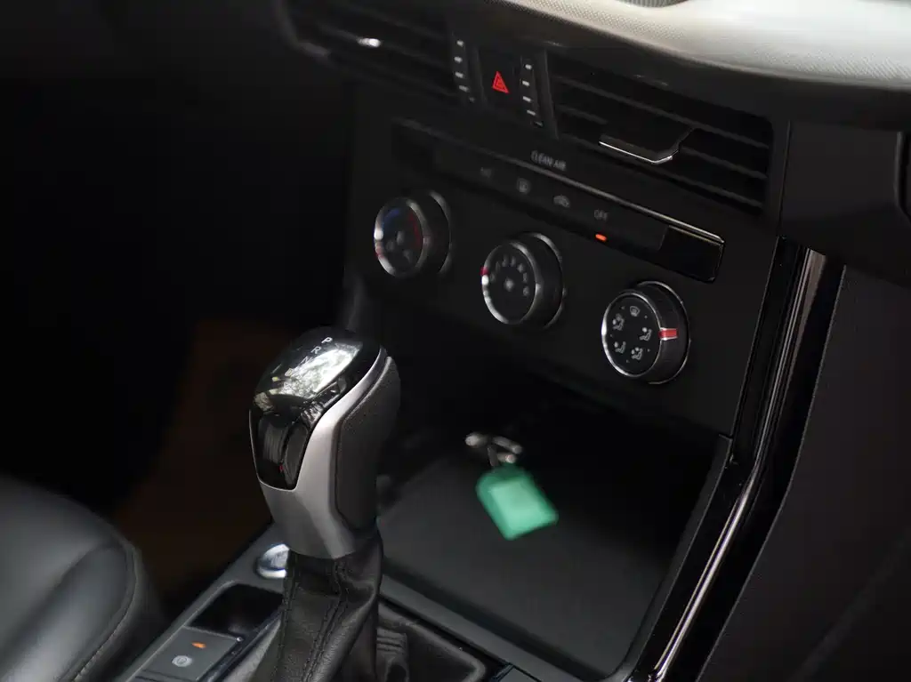 Volkswagen Passat — миниатюра 9