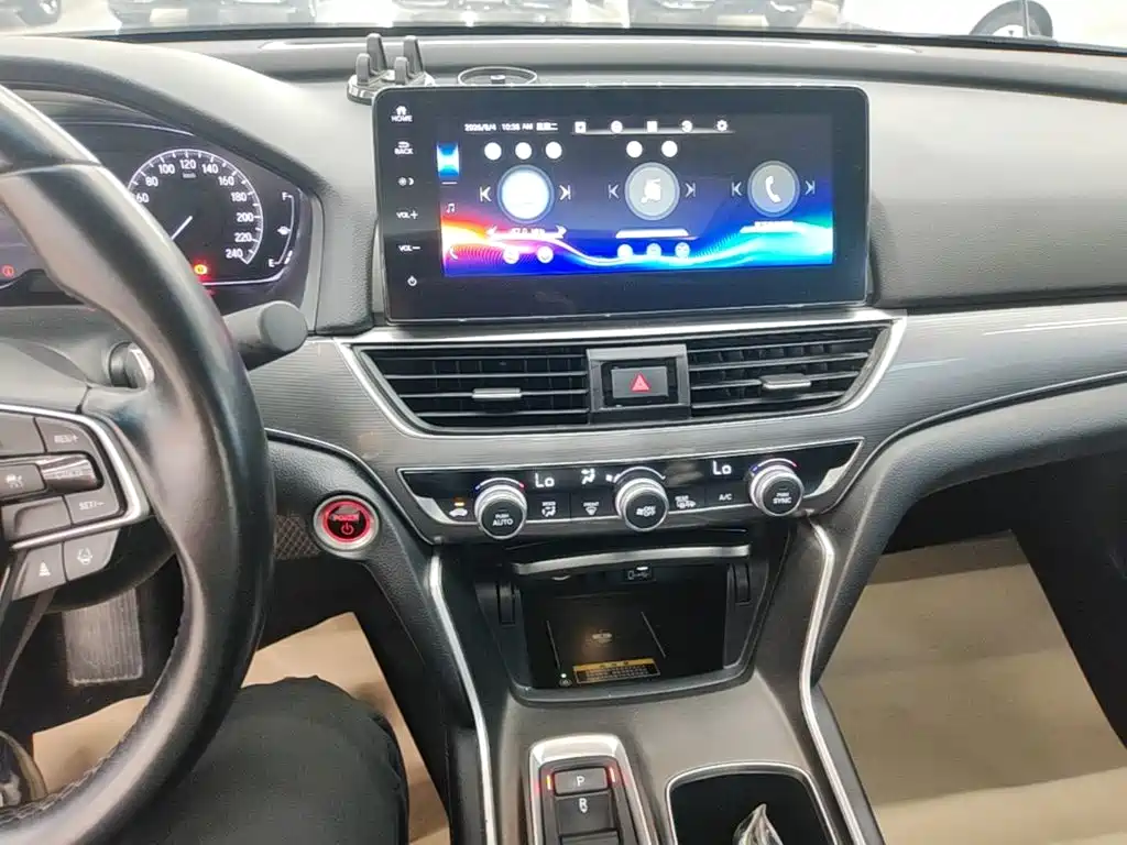 Honda Accord — миниатюра 13