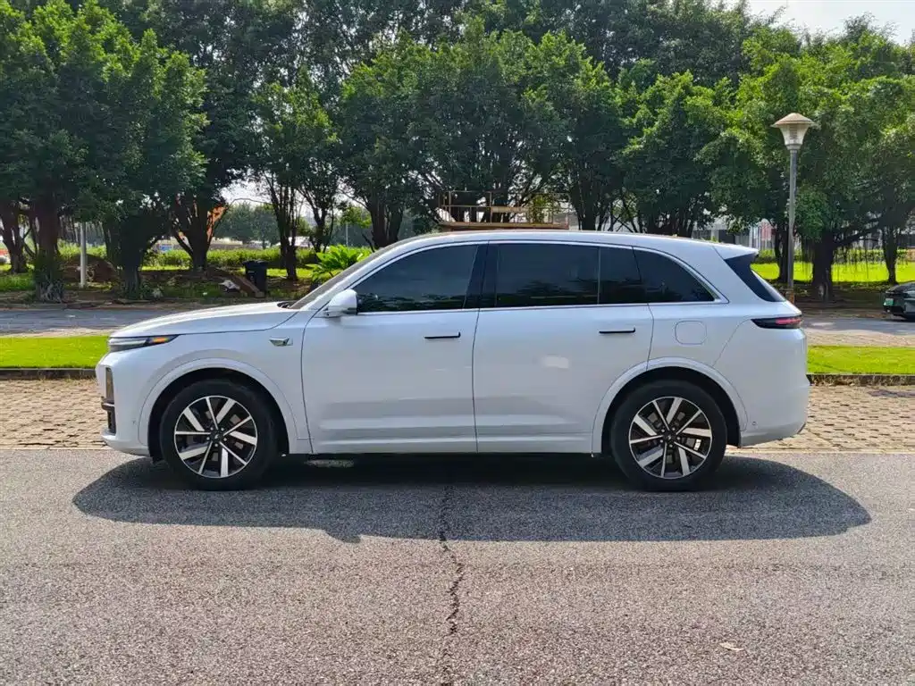 Li Auto L7 2023 Pro