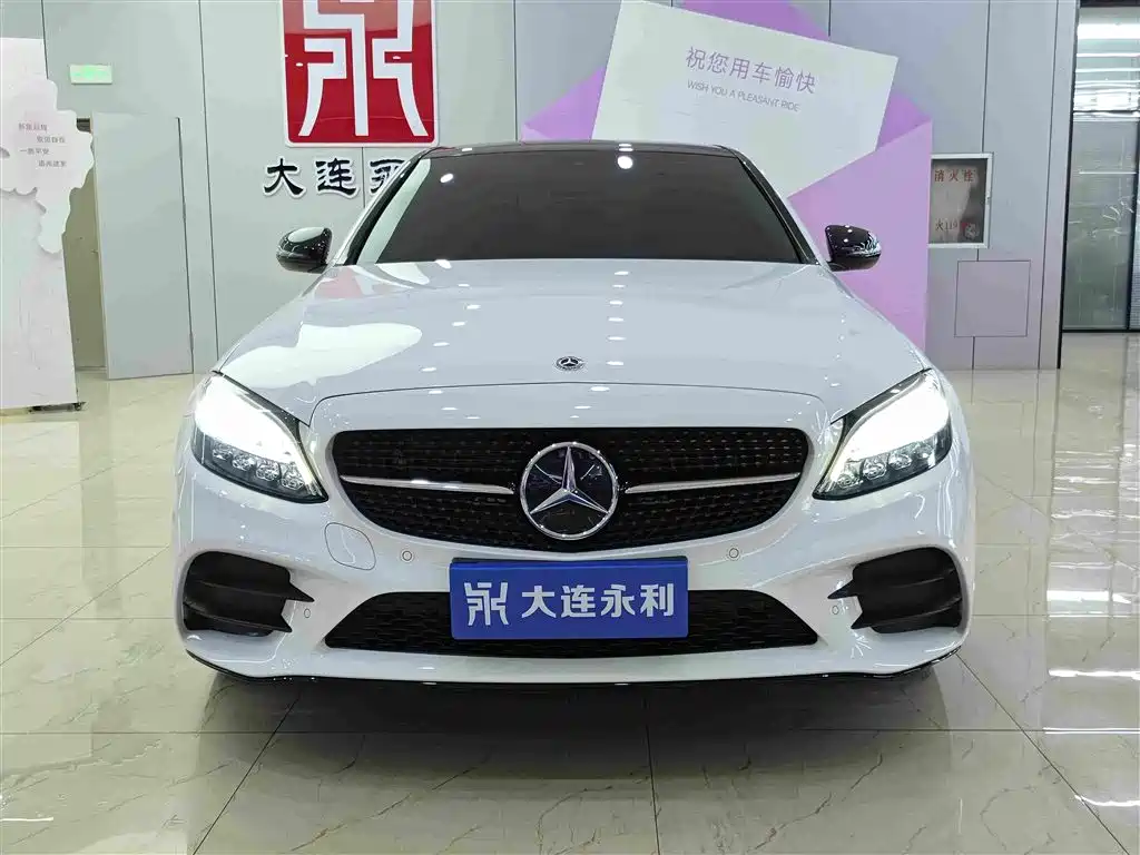 Mercedes-Benz C-Class — миниатюра 2