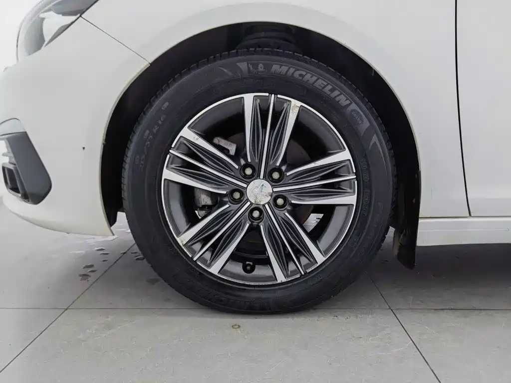 Peugeot 308 — миниатюра 17