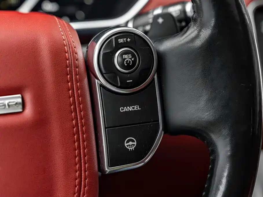 Land Rover Range Rover — миниатюра 10