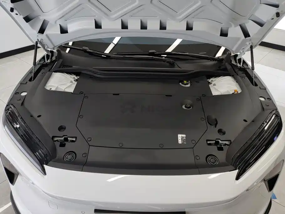 NIO ET5 — миниатюра 10