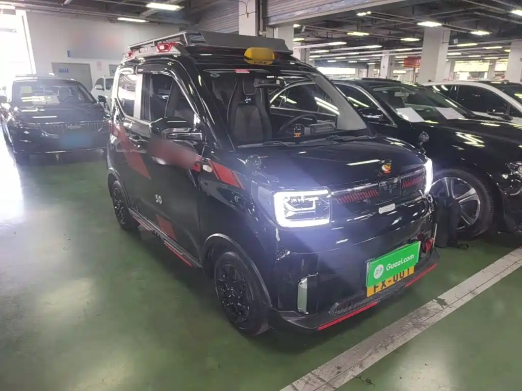Wuling MINIEV — миниатюра 4