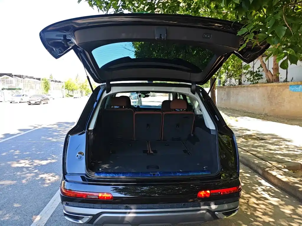 Audi Q7 — миниатюра 19
