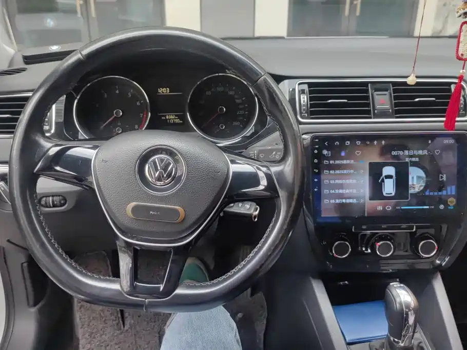 Volkswagen Sagitar — миниатюра 12