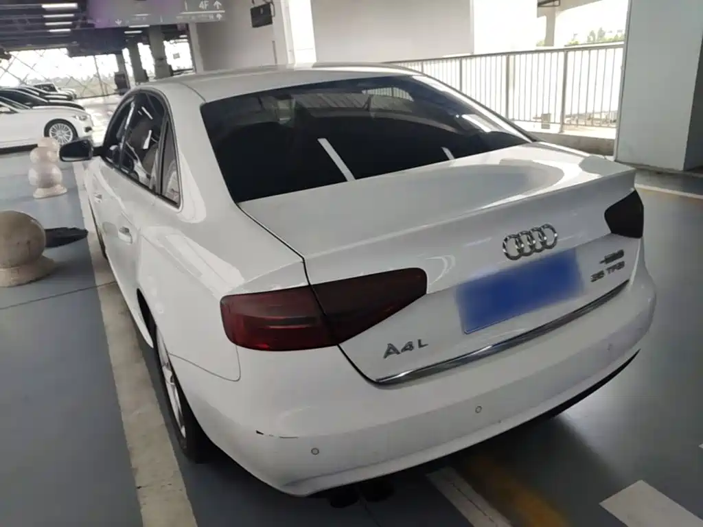 Audi A4L — миниатюра 5