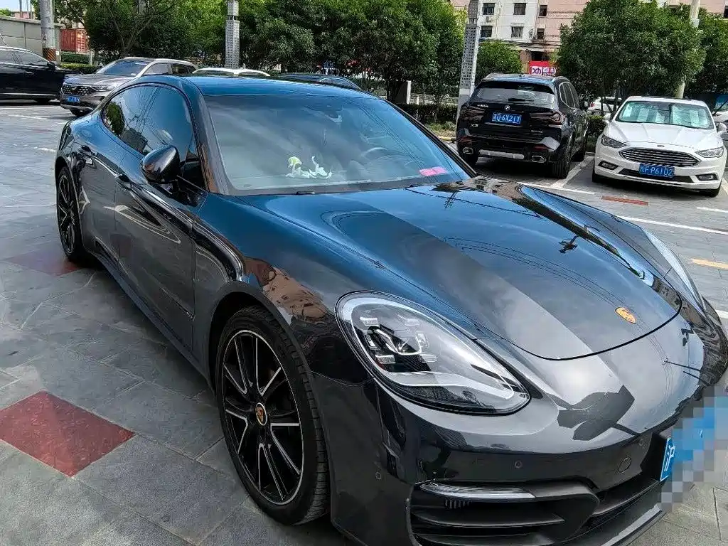 Porsche Panamera — миниатюра 2