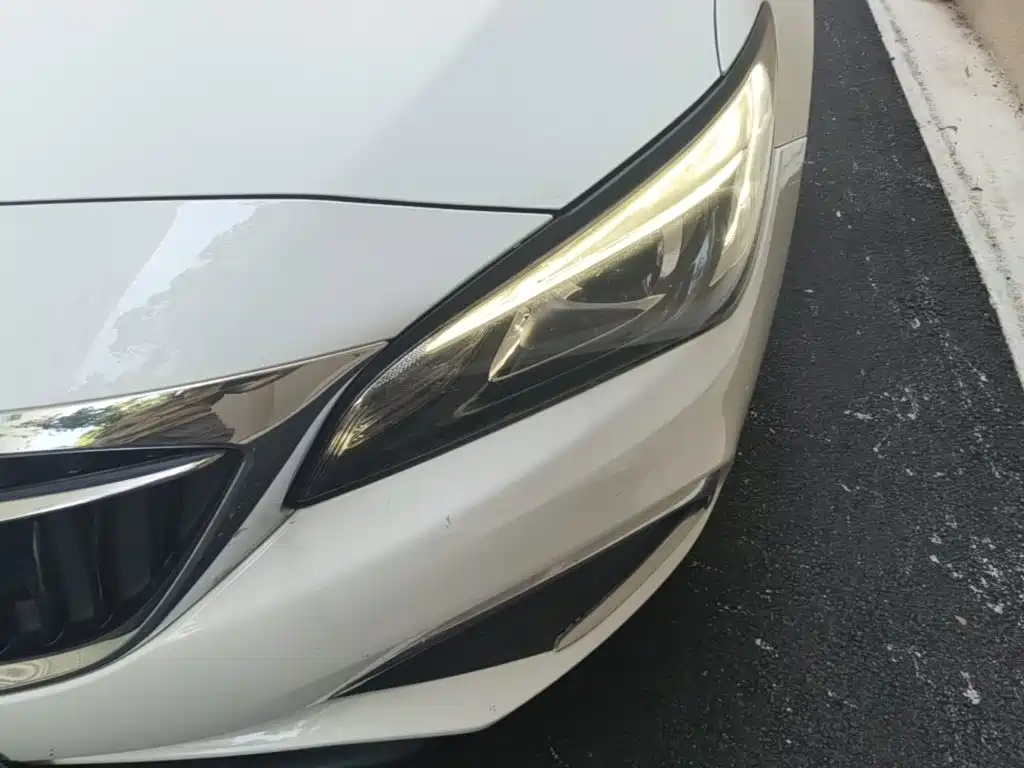 Buick Verano — миниатюра 24