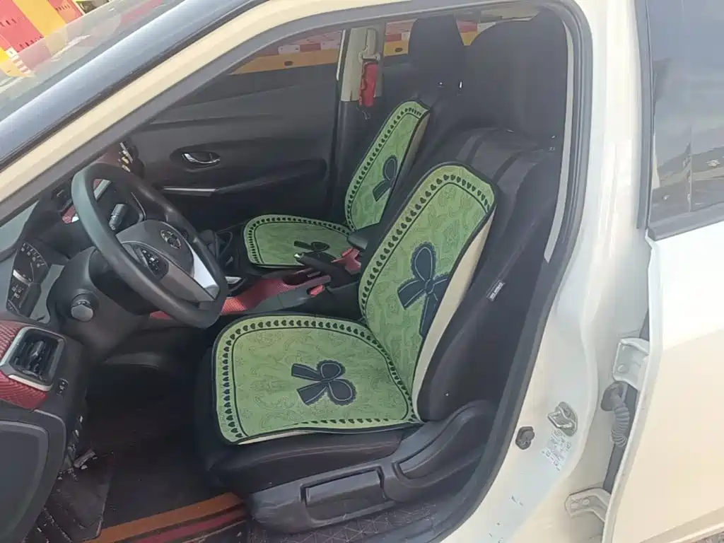 Nissan Bluebird — миниатюра 15