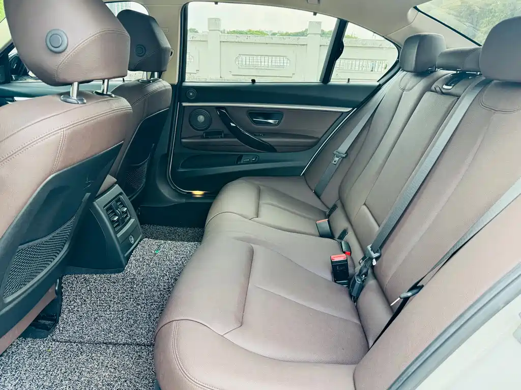BMW 3 Series — миниатюра 8