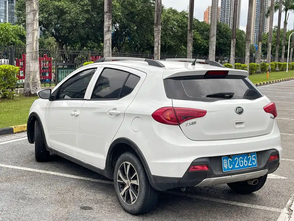 Lifan 力帆X50 — миниатюра 6