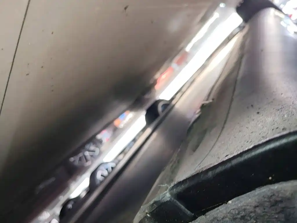 Tesla Model Y — миниатюра 22