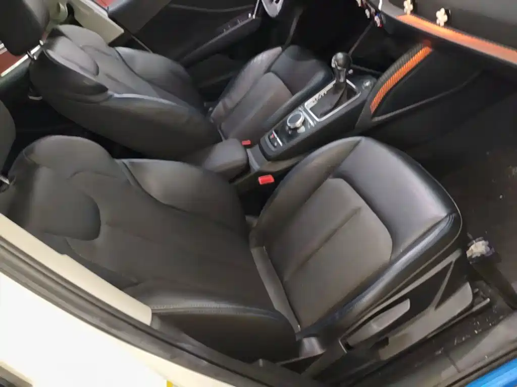 Audi Q2L e-tron — миниатюра 25